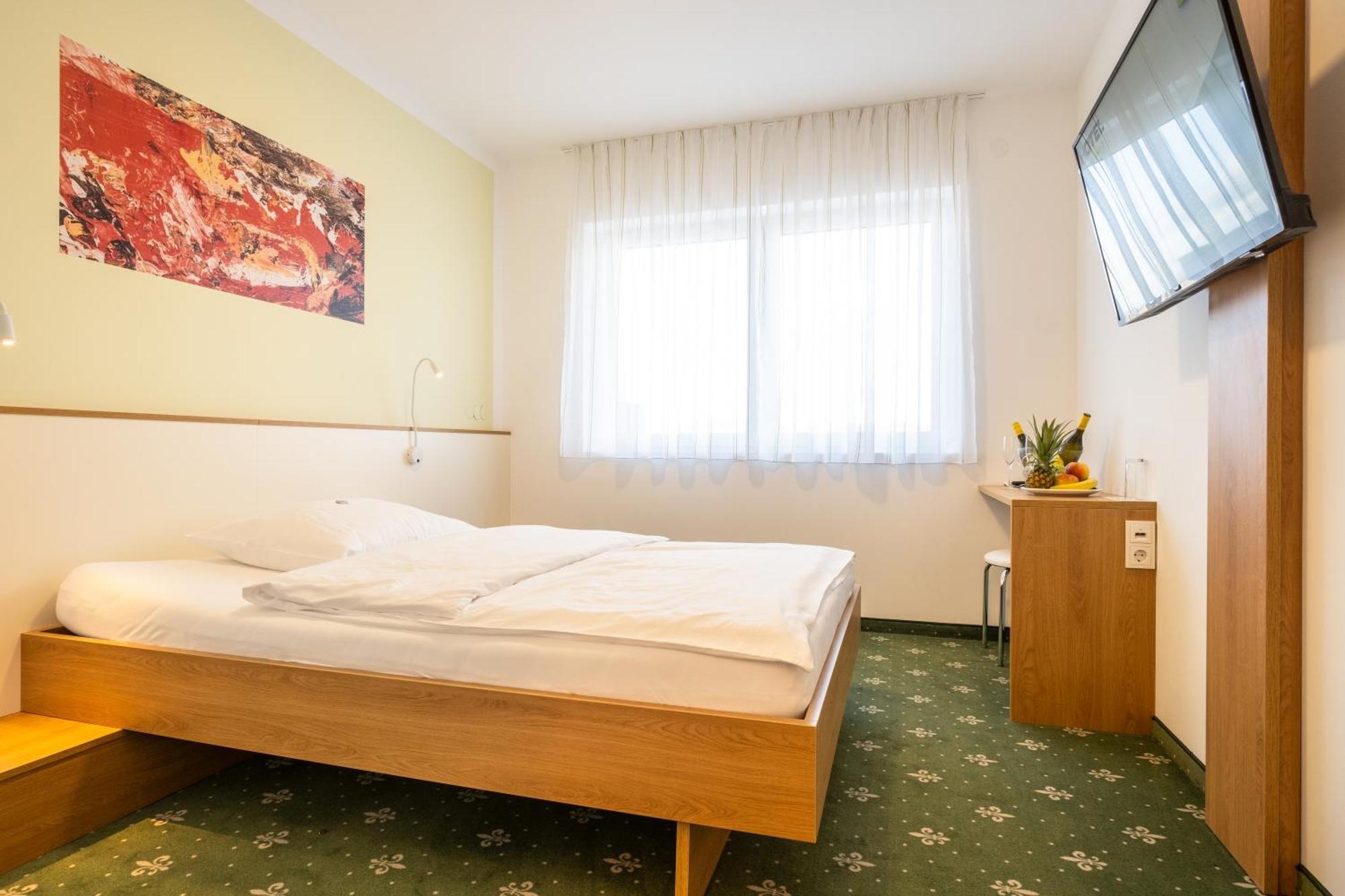 Hotel B3 3*